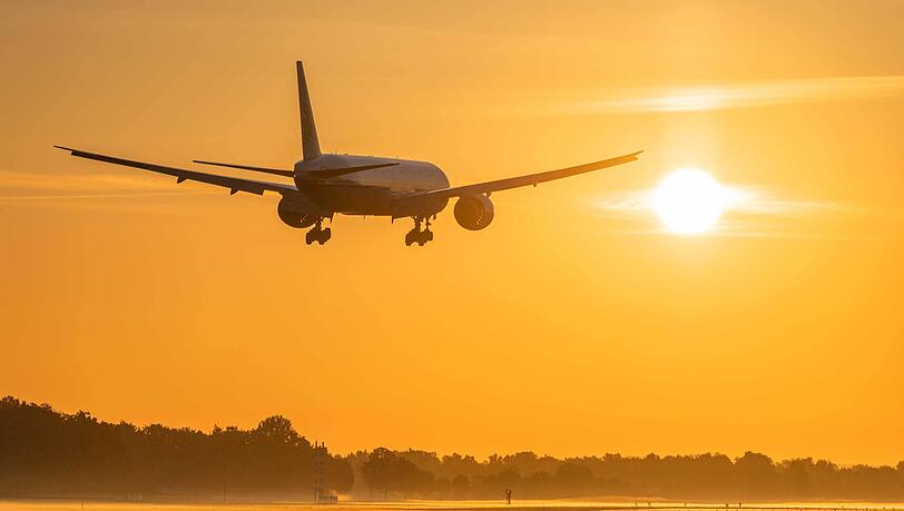 Zum Münchner Flughafen zu kommen, ist eine Reise an sich. Deshalb fordern viele nun eine bessere Anbindung.