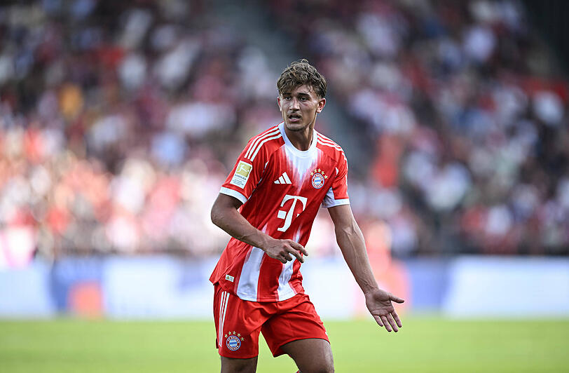 Tom Bischof gilt als einer der hoffnungsvollsten Mittelfeldspieler Deutschlands. Tom Bischof gilt als einer der hoffnungsvollsten Mittelfeldspieler Deutschlands.