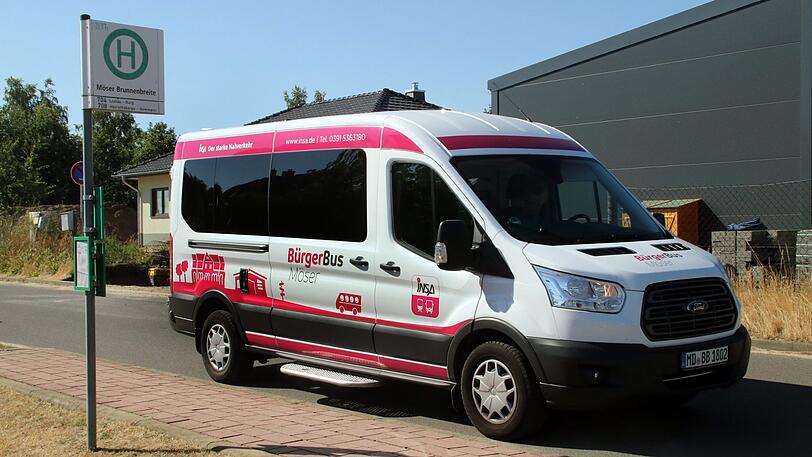 Der Bürgerbus der Gemeinde Möser im Jerichower Land. Der Bus soll als Ergänzung zum normalen Linienverkehr die Ortsteile der Gemeinde verkehrsmäßig miteinander verbinden.