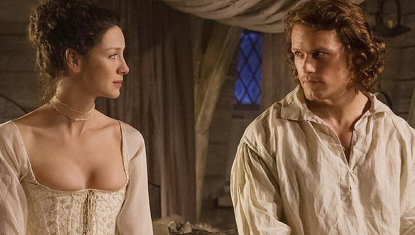 "Outlander": Claire (Caitriona Balfe) und Jamie (Sam Heughan) sind seit Mai bei VOX zu sehen "Outlander": Claire (Caitriona Balfe) und Jamie (Sam Heughan) sind seit Mai bei VOX zu sehen