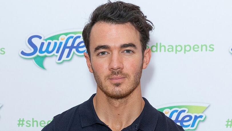 Kevin Jonas ist Gitarrist der Brüder-Band Jonas Brothers. Kevin Jonas ist Gitarrist der Brüder-Band Jonas Brothers.