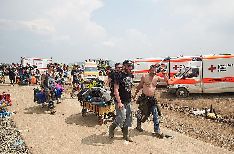 Aufräumen nach dem Sturm - die Bilder von und nach der Abreise der Besucher von Rock am Ring 2016.