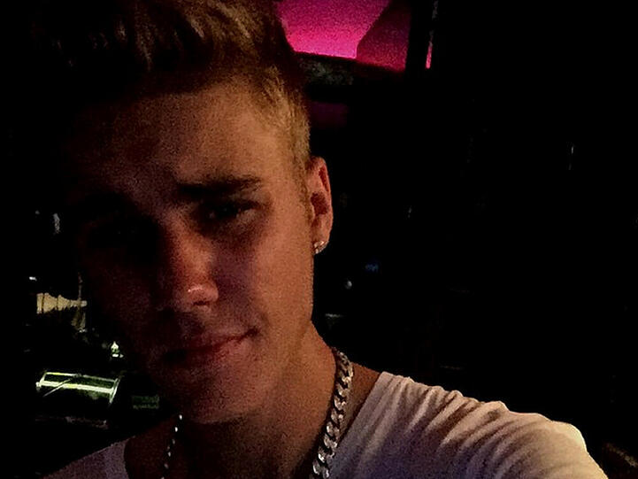 Dieses Selfie aus Rom postete Bieber kürzlich auf Instagram