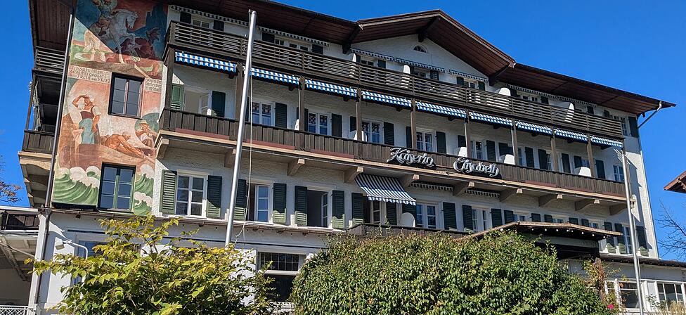 Das Hotel Kaiserin Elisabeth tr&auml;gt den ber&uuml;hmten Namen nicht einfach so: Anno dazumal hat hier tats&auml;chlich immer wieder Sisi &uuml;bernachtet.