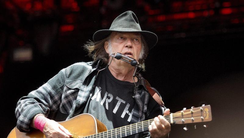 Neil Young 2016 beim Roskilde Festival. Neil Young 2016 beim Roskilde Festival.
