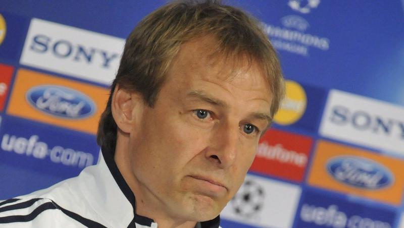 Jürgen Klinsmann tritt weiter gegen seinen Ex-Klub FC Bayern nach. Jürgen Klinsmann tritt weiter gegen seinen Ex-Klub FC Bayern nach.