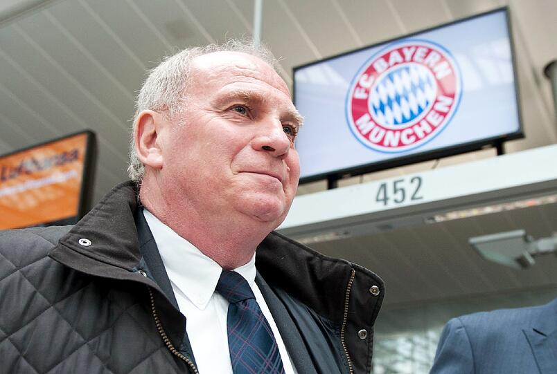 Der FC Bayern vor dem Abflug nach London - Bilder vom Flughafen München