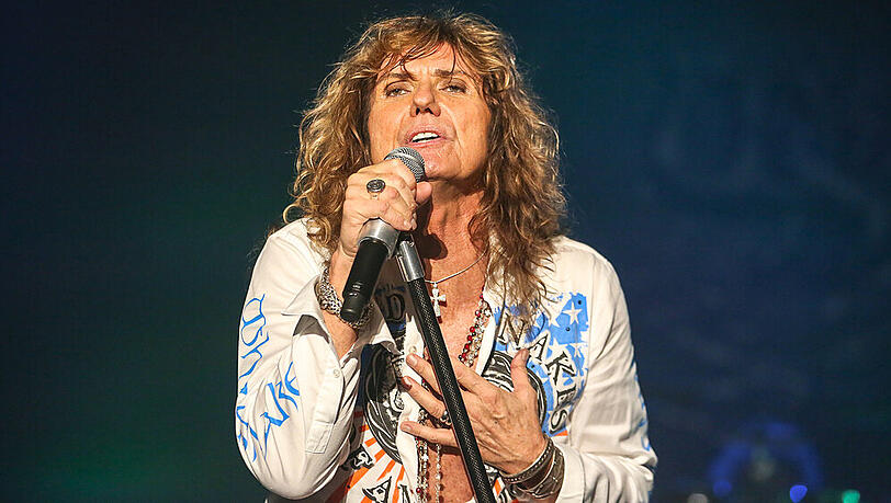 Arbeitete mehrmals mit Martin Birch zusammen: Whitesnake-Sänger David Coverdale. Arbeitete mehrmals mit Martin Birch zusammen: Whitesnake-Sänger David Coverdale.