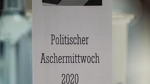 "CDU" und "Politischer Aschermittwoch 2020" steht auf einer Getränkekarte. Foto: Klaus-Dietmar Gabbert/dpa-Zentralbild/dpa/Archivbild