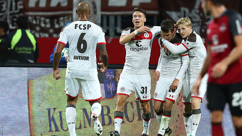 Jubel beim FC St. Pauli: Die Hamburger konnten sich mit 1:0 gegen den 1. FC Nürnberg durchsetzen.
