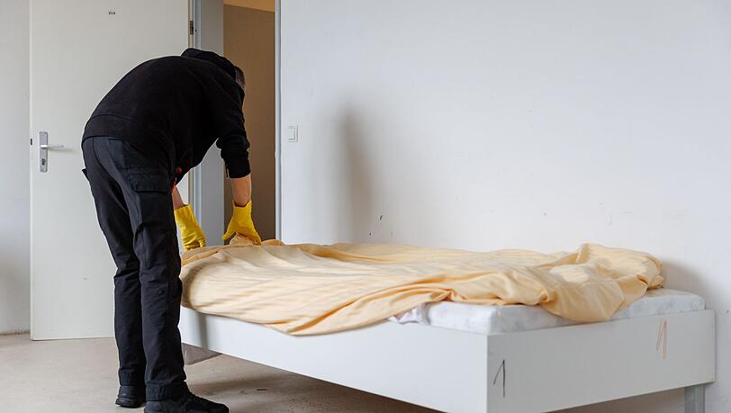 Das Münchner Sozialreferat schätzt die Zahl der Obdachlosen im Stadtgebiet auf rund 550. Für sie unterhält die Landeshauptstadt zahlreiche Anlaufstellen, Essensangebote und Kleiderkammern. (Symbolbild)
