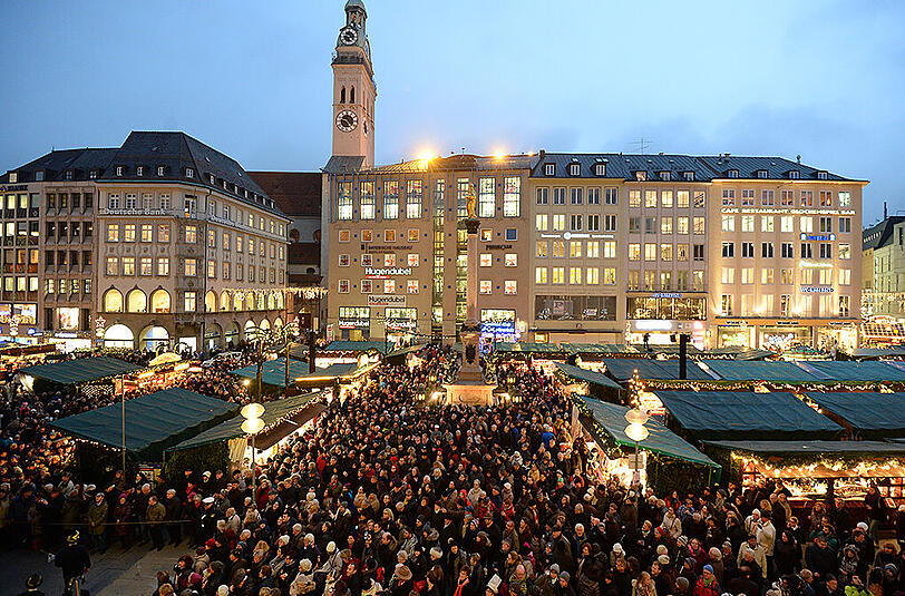 Der Christkindlmarkt am Marienplatz.