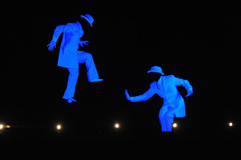 Das Duo Les Chapeaux Blancs.