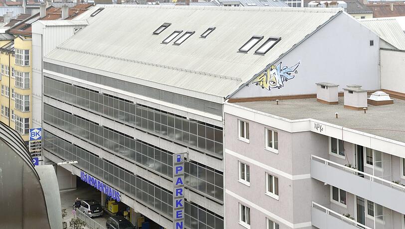 Im Penthouse über dem Isarparkhaus ist Charlotte Böhringer ermordet worden. Im Penthouse über dem Isarparkhaus ist Charlotte Böhringer ermordet worden.