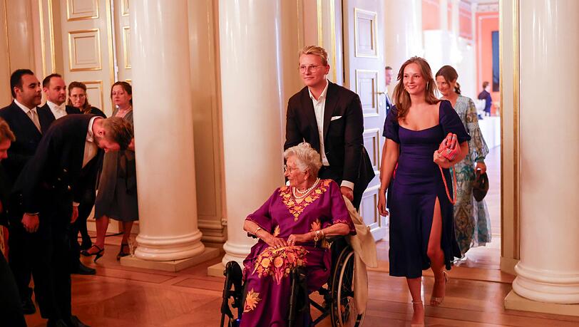 Prinzessin Astrid (v) musste wegen einer Lungenentz&uuml;ndung behandelt werden. (Archivbild).