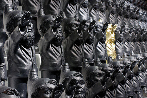 Die Installation &bdquo;Poisoned &ndash; Dance of the Devil&ldquo;, die in Gent gezeigt wurde.