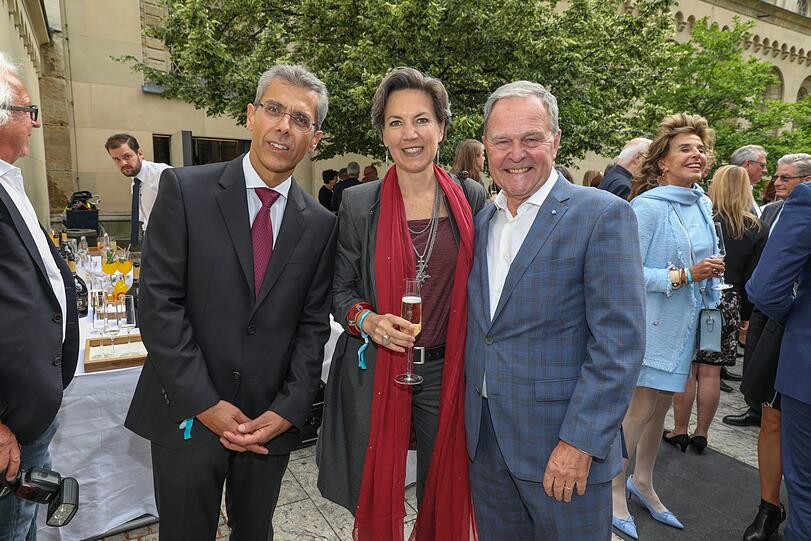 Michael Diederich und Dr. Wolfgang Heubisch mit Lebensgefährtin Kristina Kalb