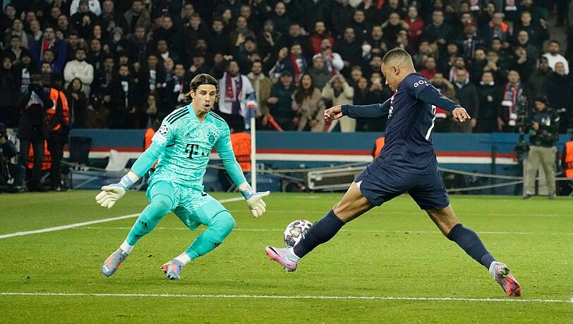 Ein sicherer Rückhalt im FC Bayern Tor: Yann Sommer rettet gegen Mbappé