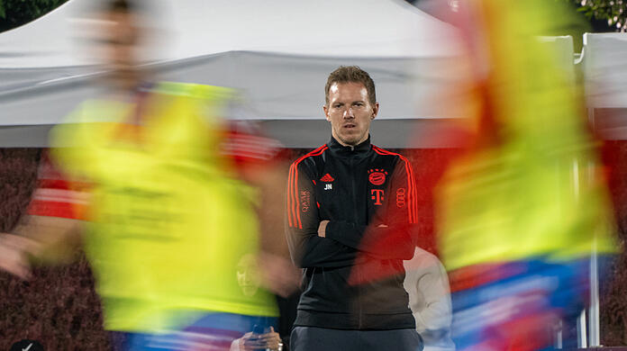 Bayern-Trainer Julian Nagelsmann und seine Spieler werden gleich gefordert sein, am Freitag geht es gegen Leipzig.
