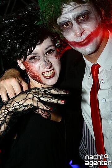 Rococo Halloween Clubbing am 29. Oktober 2011 im 8 seasons. Noch mehr Fotos gibt es unter www.nachtagenten.de.
