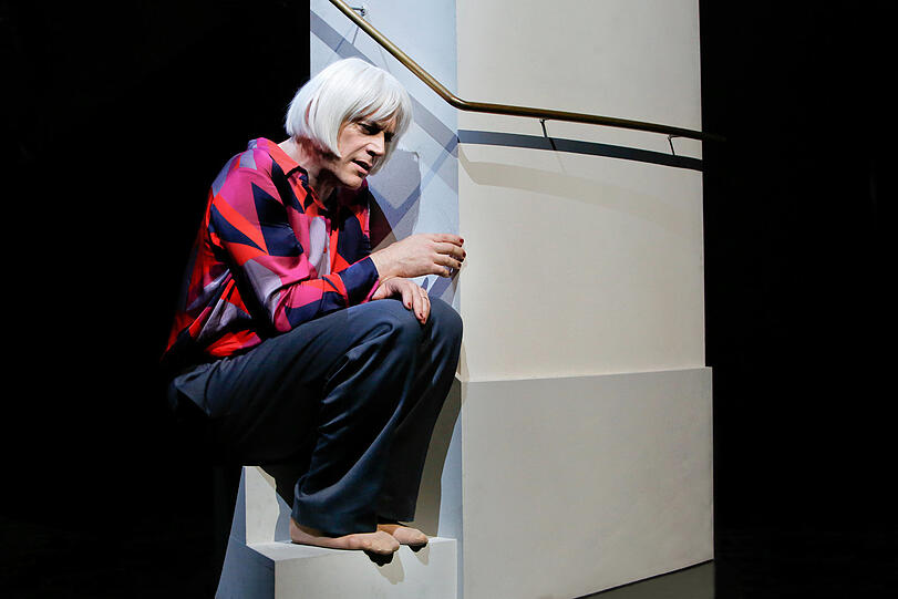 Robert Dölle als alternde Schauspielerin Anne-Marie im Residenztheater.
