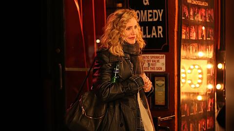 Cameron Diaz mit Bier unter dem Arm beim Dreh in New York.