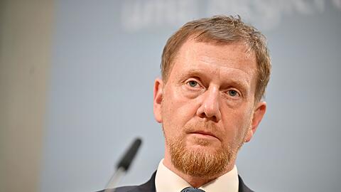 Kretschmer befürwortet Änderungen beim Bürgergeld. (Archivbild)