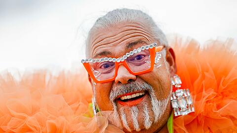 Ralf (64) aus Dortmund ist ein CSD-Veteran und kann deshalb den Vergleich zu fr&uuml;her ziehen.