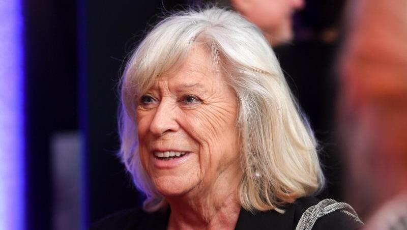 Margarethe von Trotta wird ausgezeichnet.