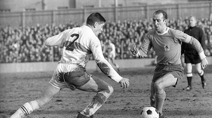 Peter Grosser (r.) gewann 1966 die Meisterschaft mit dem TSV 1860.