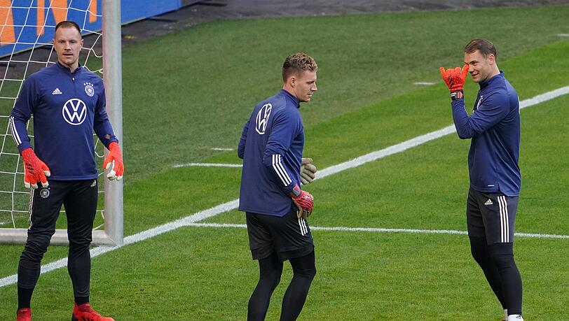 Die Torhüter Marc-Andre ter Stegen (l-r), Bernd Leno und Manuel Neuer.