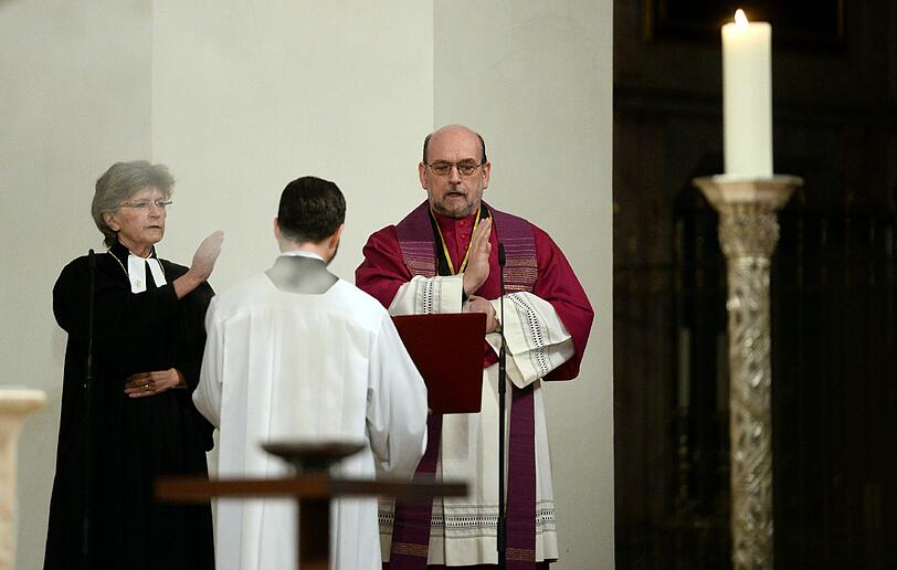 Bilder vom ökomenischen Gottesdienst für die Helfer von Bad Aibling.