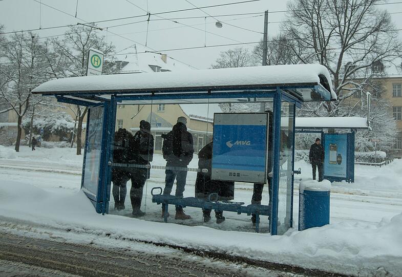 Viele Münchner, die mit den Öffentlichen fuhren, kamen am Donnerstag zu spät zur Arbeit.