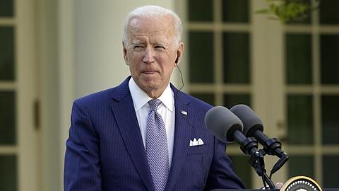 US-Präsident Joe Biden spricht bei einer Pressekonferenz im Rosengarten des Weißen Hauses.