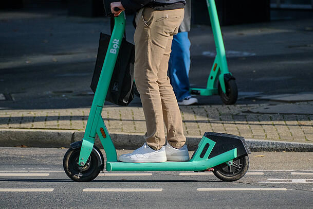 Die E-Scooter von Bolt kennt man in München.