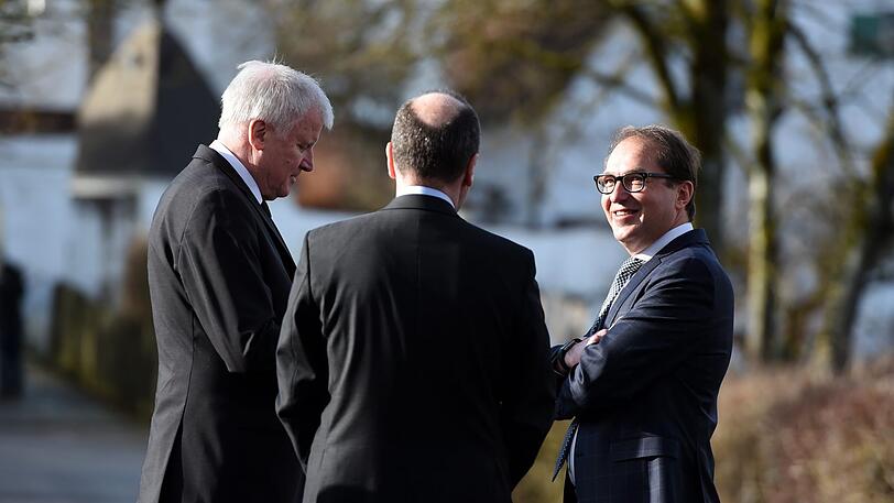 Neben der CSU-Spur? Horst Seehofer (v. l.), Martin Weber und Alexander Dobrindt.