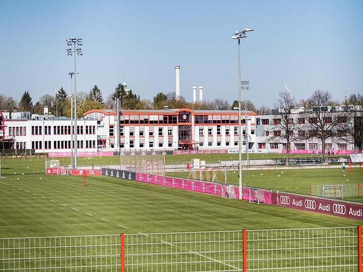 Trainingsgelände des FC Bayern an der Säbener Straße. Foto: Matthias Balk/dpa/Archivbild