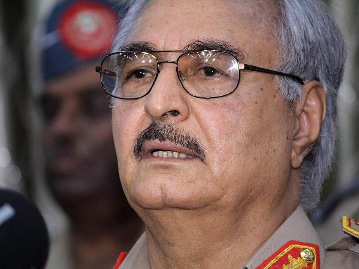 Der lybische General Chalifa Haftar führt die selbst ernannte Libysche Nationalarmee.
