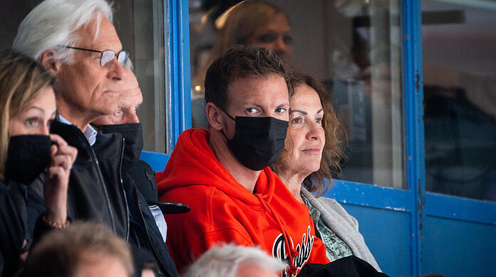 Eishockey-Fan: Bayern-Trainer Nagelsmann.