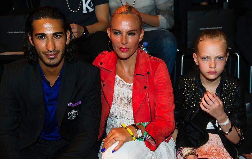 Die Stars und Sternchen auf der Fashion Week in Berlin - sehen Sie hier die besten Bilder...