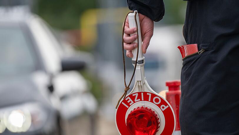 Der Verdächtige wurde von der Bundespolizei festgenommen. (Symbolbild)
