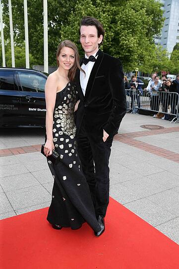 Weitere Bilder vom roten Teppich beim 65. Deutschen Filmpreis in Berlin.
