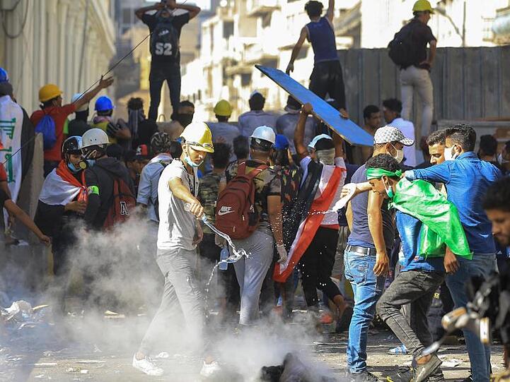 Im Irak kommt es seit Anfang Oktober zu Massenprotesten gegen die Regierung, der die Demonstranten die Verschwendung von Staatsgeld und Korruption vorwerfen.