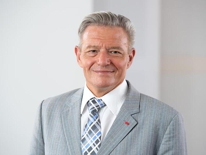 SPD-Landtagsfraktionschef Horst Arnold aufgenommen bei einem Fototermin in München (Bayern). Foto: Tobias Hase/Archivbild