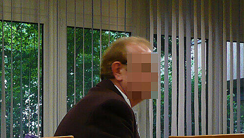 Der Angeklagte Paul E. Der Angeklagte Paul E.