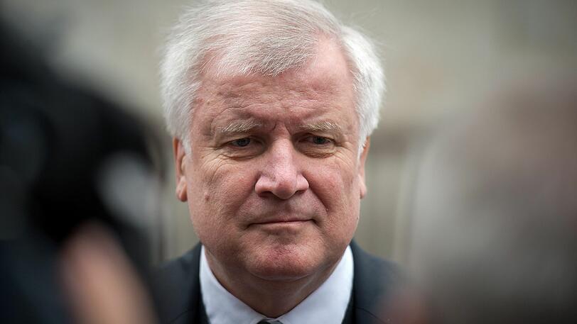 Es ist Wahlkampf. Seehofer ruft die Münchner zum Verzicht auf Egoismus auf.