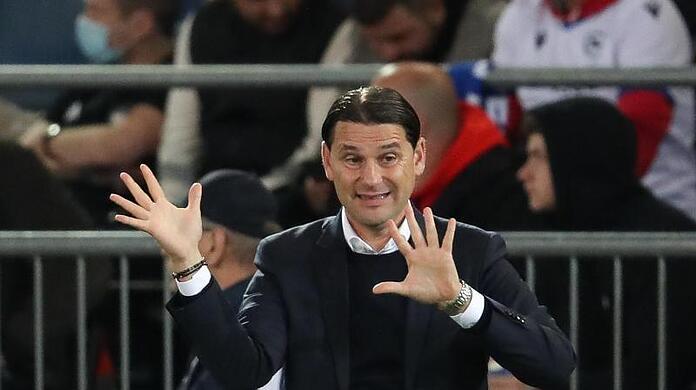 Leverkusens Trainer Gerardo Seoane will gegen Bayern bestehen.
