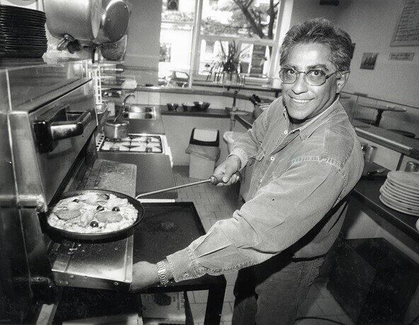 Damals schon Kult-Pizzabäcker: Haider Mithani im Alter von 54 Jahren.