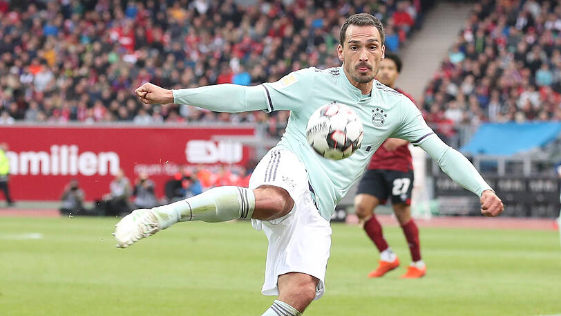 MATS HUMMLES, NOTE 4: Nach seiner Rückgabe brachte sich Ulreich in Schwierigkeiten. Begann nach dem Rückstand unsicher zu werden, vertändelte einen Ball, schenkte dem Club einen Überzahlkonter &ndash; ohne Folgen.
