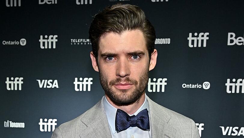 David Corenswet ist der neue Superman. Für seine Rolle tauscht er Fliege gegen Cape. David Corenswet ist der neue Superman. Für seine Rolle tauscht er Fliege gegen Cape.